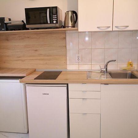 City Center Garden Apartments Шибеник Номер фото