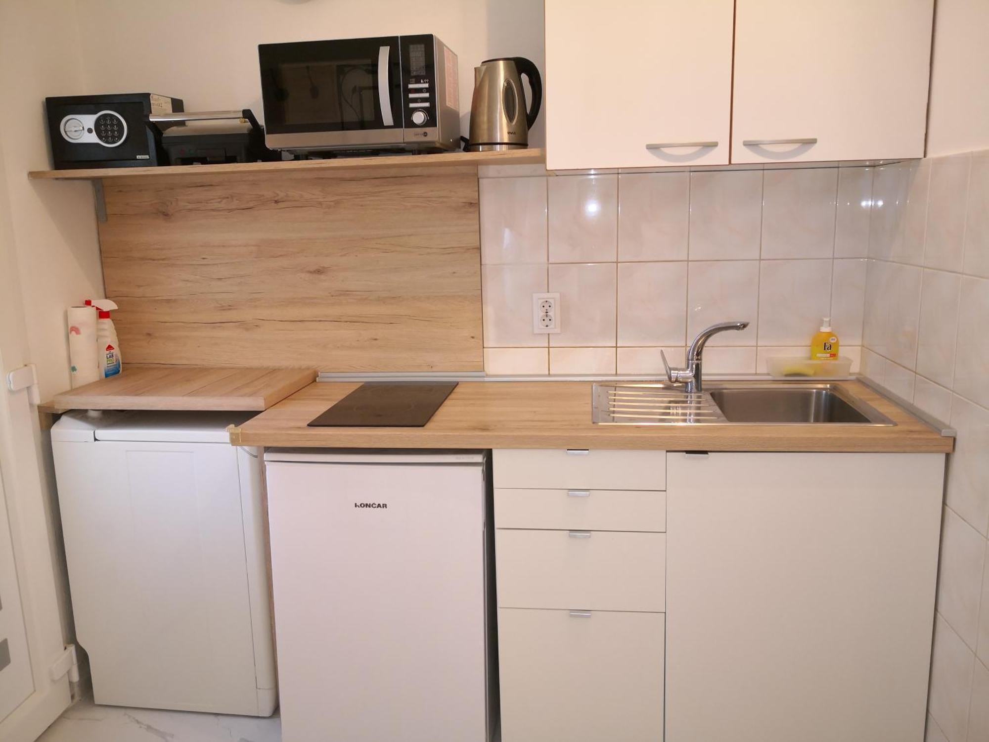 City Center Garden Apartments Шибеник Номер фото