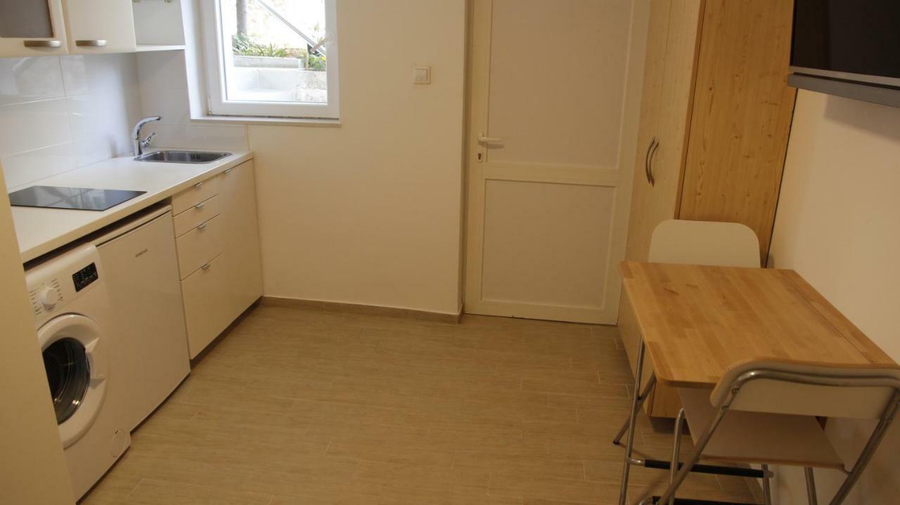 City Center Garden Apartments Шибеник Екстер'єр фото